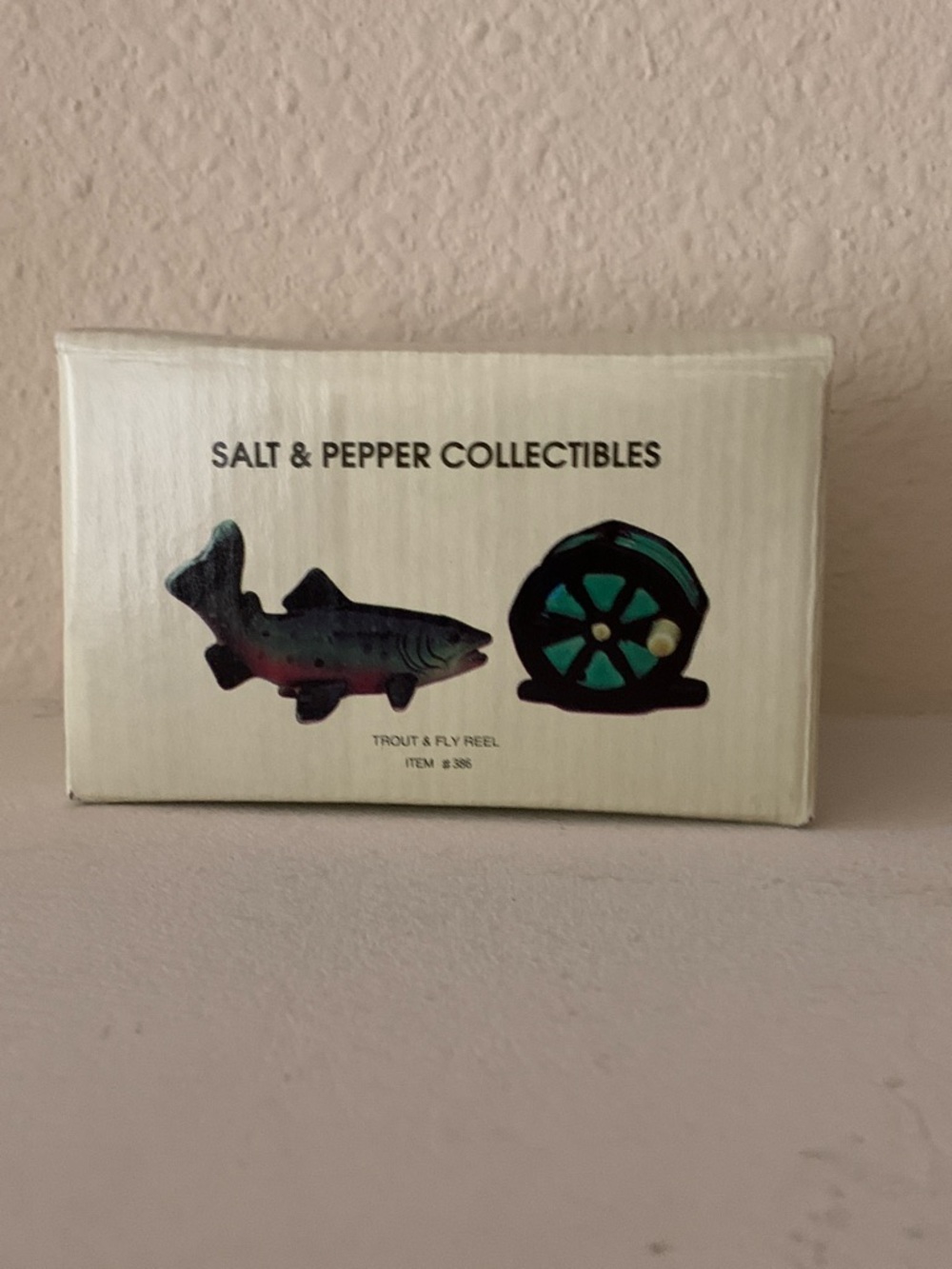 Trout & Fly reel salt & pepper shaker